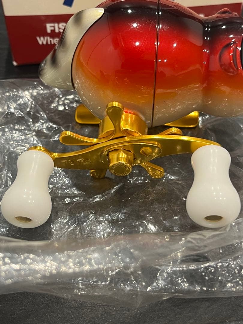 希少極上未使用　 ズイール アライくんリール バス釣り ZEAL