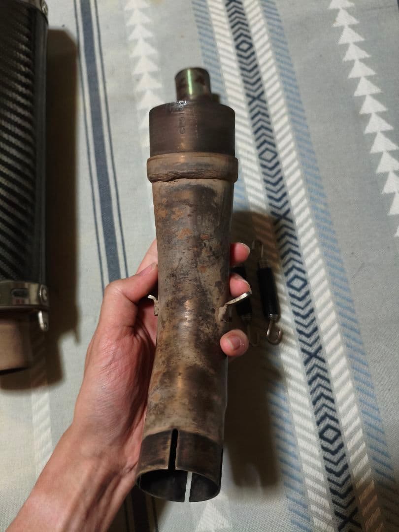 セルケトテーパー スリップオンマフラー　SV650　年式：16-21