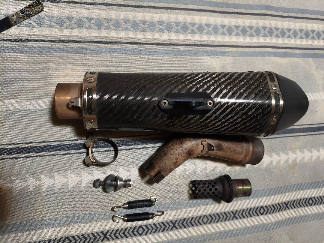 セルケトテーパー スリップオンマフラー　SV650　年式：16-21