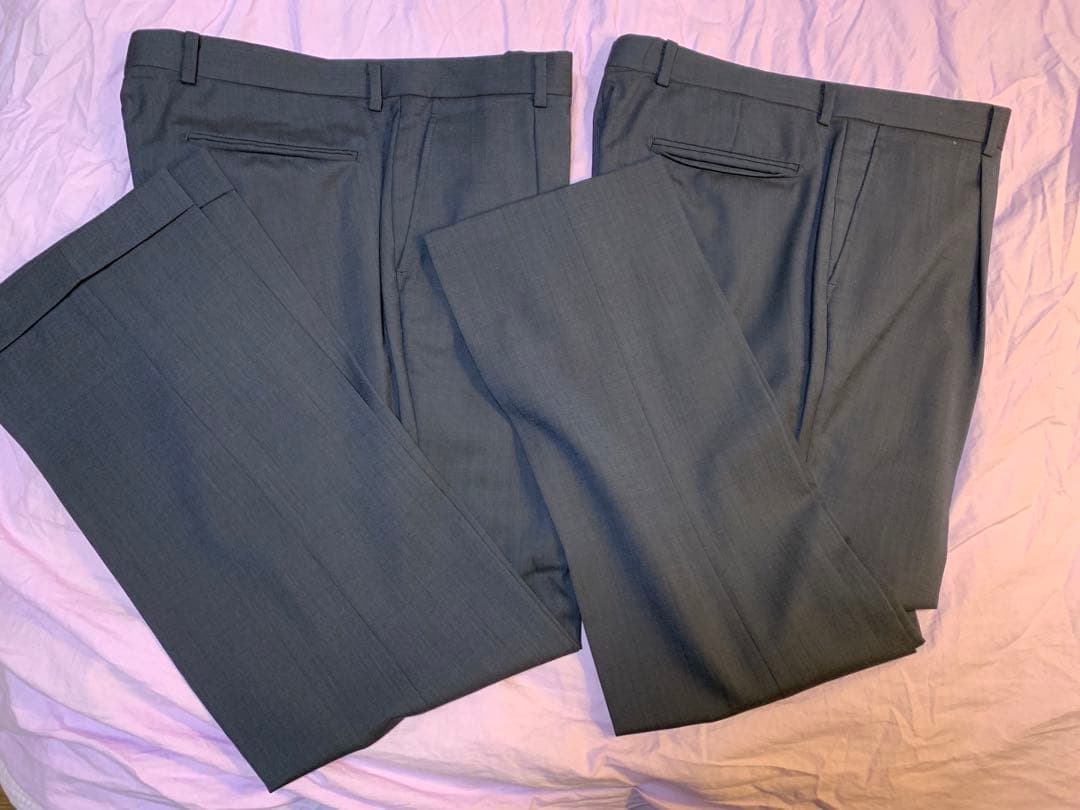 美品　D'URBAN ネイビーグレースーツ　パンツ2本