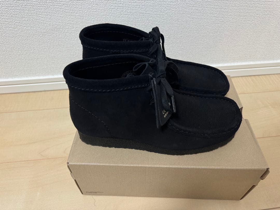 靴 CLARKS WALLABEE BOOTS