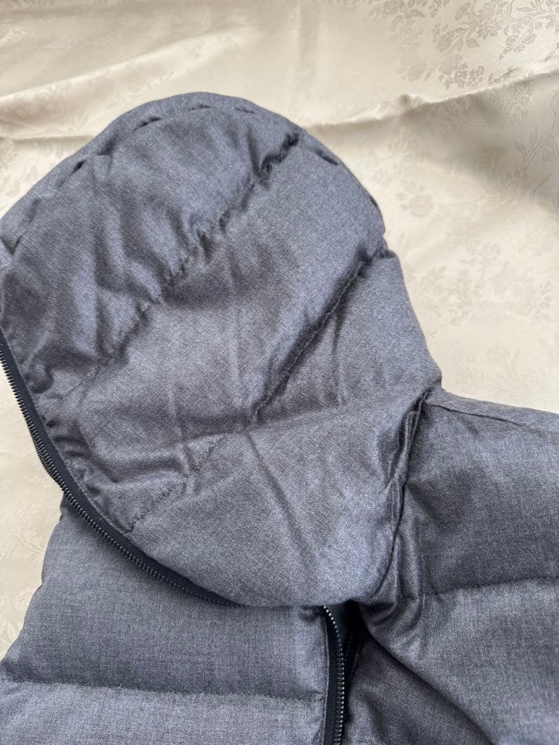 DUVETICA　デュベティカ フルジップダウンベスト　グレー　サイズ　40