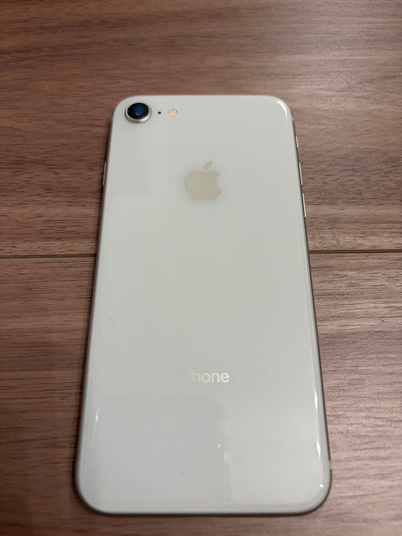 iPhone8 64GB バッテリー最大容量89%