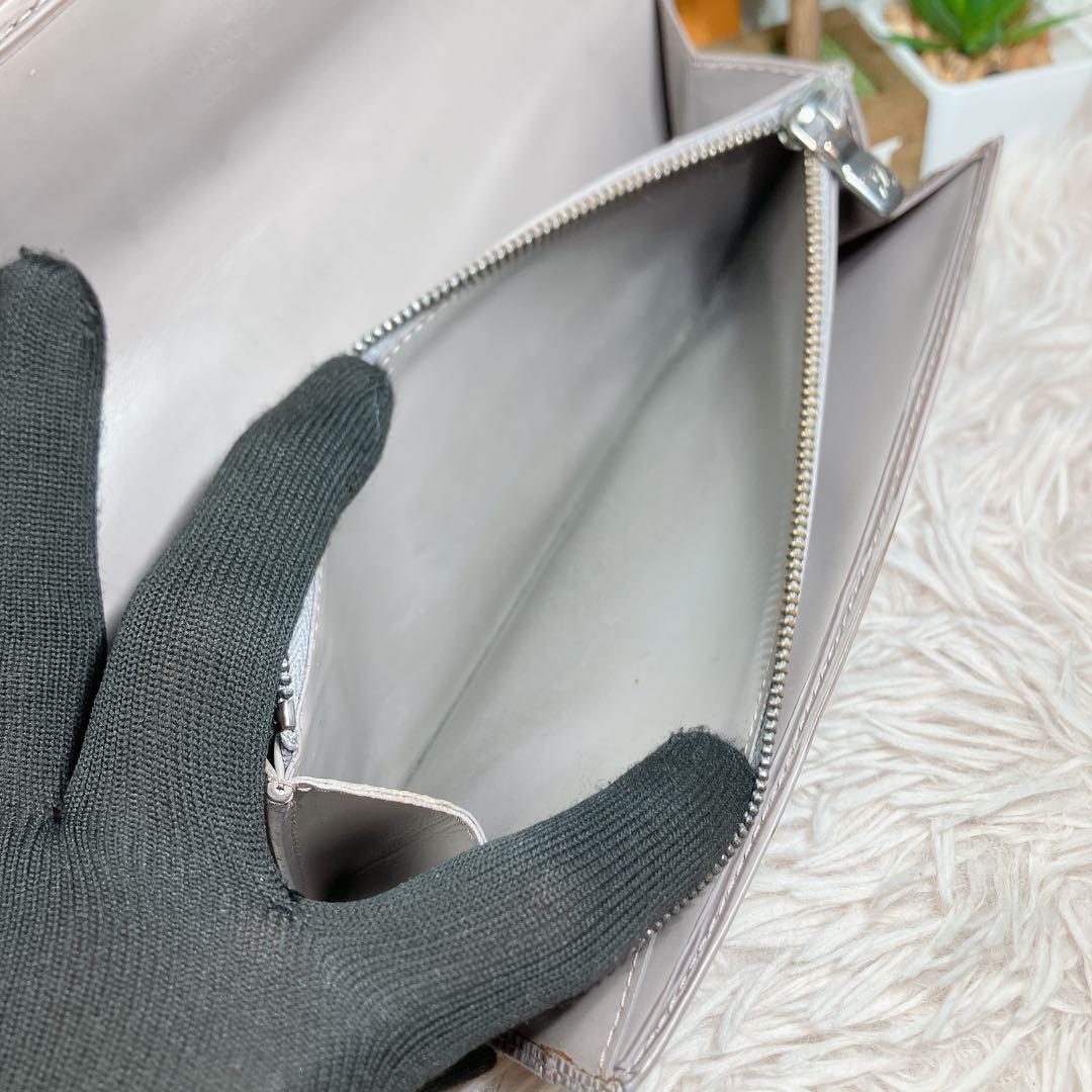 ！美品！ ルイヴィトン エピ 長財布 ポルトモネ クレディ リラ　グレージュ