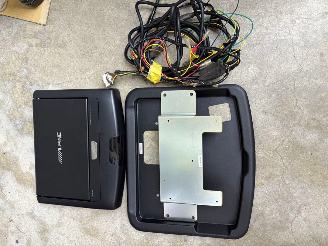 30 アルファード ALPINE フリップダウン モニター RSH10S-L