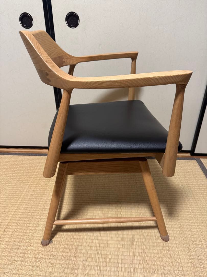 専用A ダイニングチェア　ロジャー