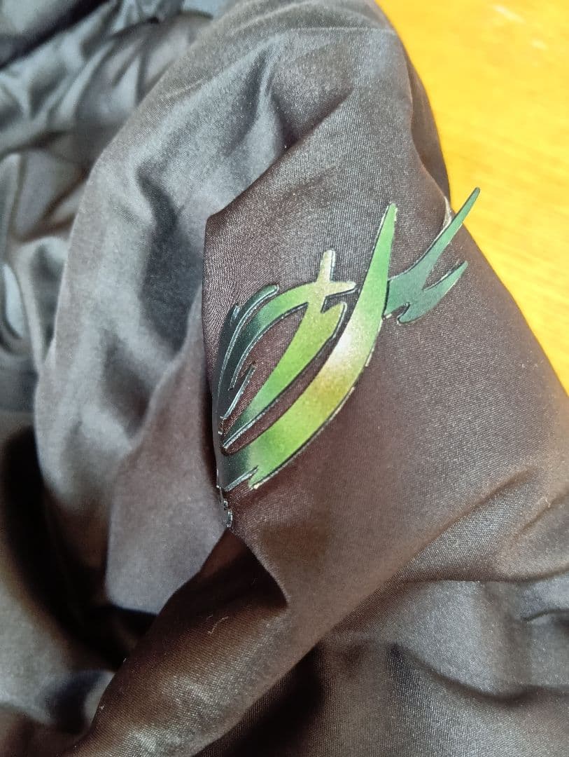 がまかつ　防寒着 ダウンジャケット 軽い、あったかい カッコ良い防寒着