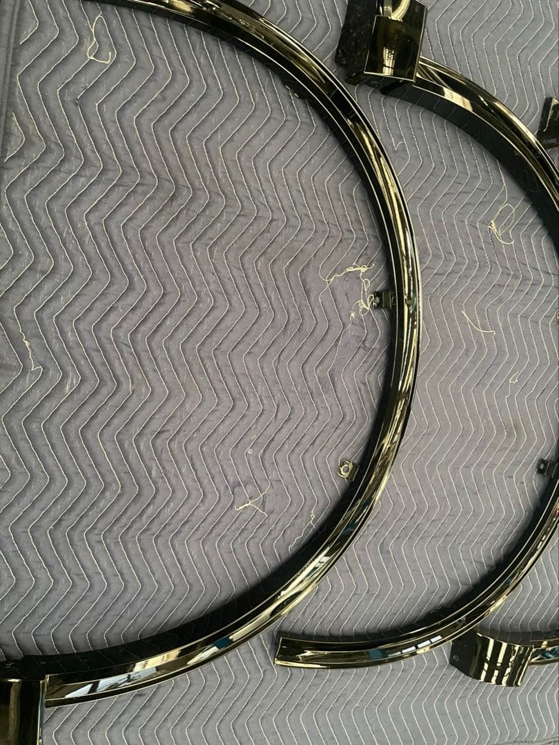 クラウンスポーツ フェンダー アーチ モール １台分　新車取外