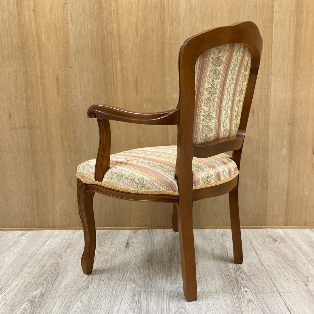 イタリア 　猫脚　アームチェア 　椅子　ダイニングチェア　クラシック 　B