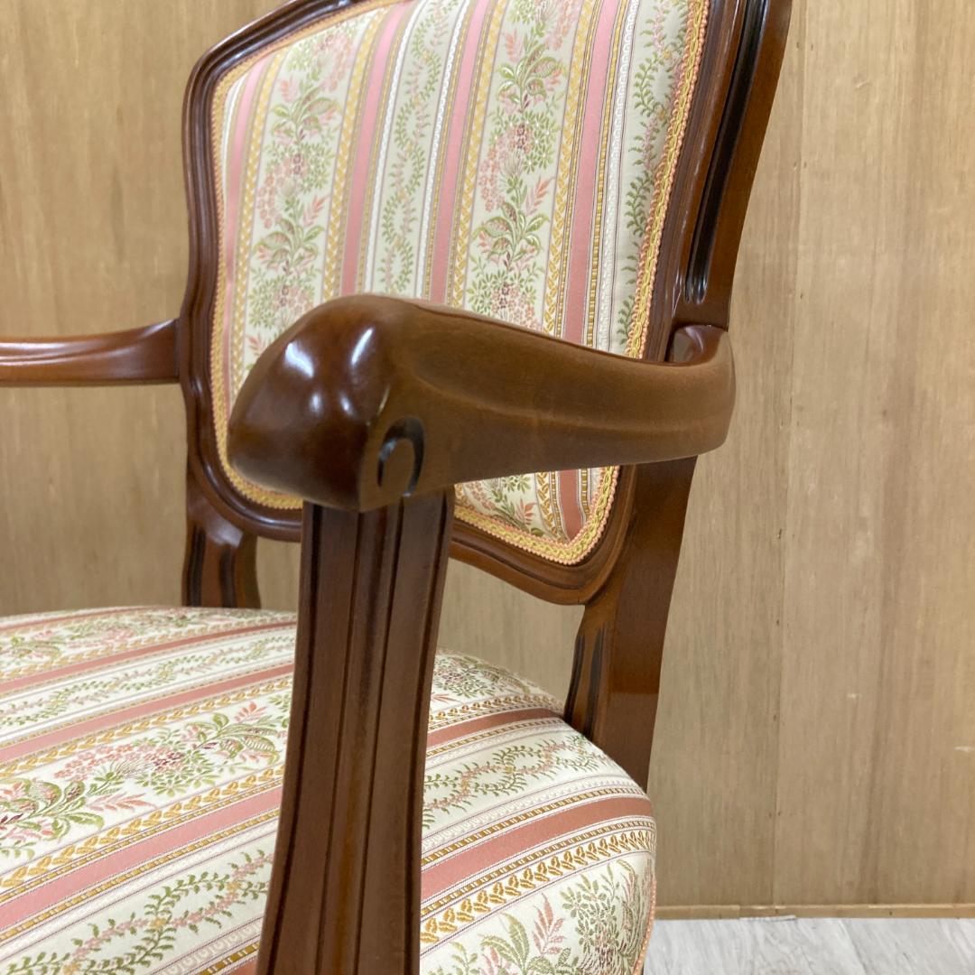 イタリア 　猫脚　アームチェア 　椅子　ダイニングチェア　クラシック 　B