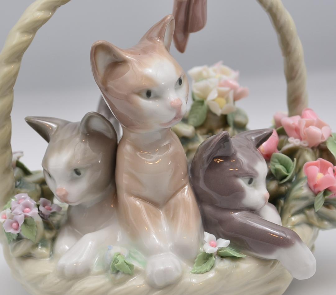 かごの中の3匹の仔猫　＃1444　★リヤドロ　スペイン　光沢仕上げ　ヴィンテージ
