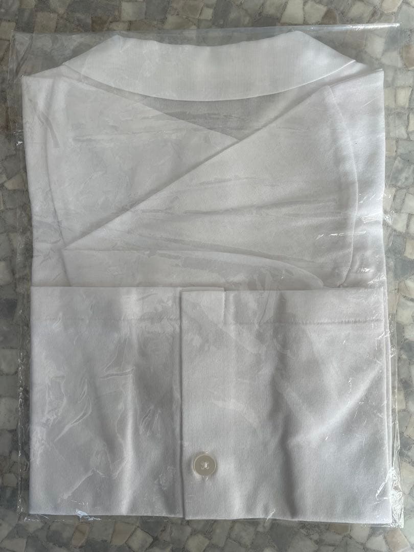 新品タグ付き　ファミリア　ブラウス　長袖　白　110