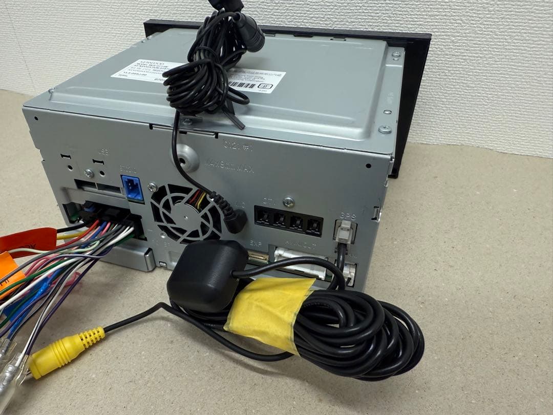 2025年製　ケンウッド　カーナビ　MDV-D711W フルセグワイド