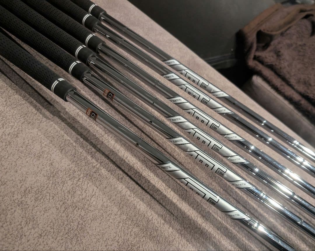 プロギア 01 アイアン 5-9,P 6本セット