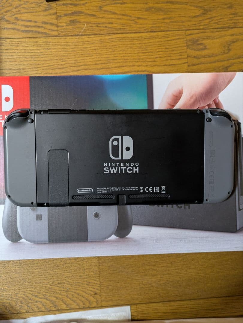 Nintendo Switch 本体 グレー｜周辺機器多数｜2カ所設置OK