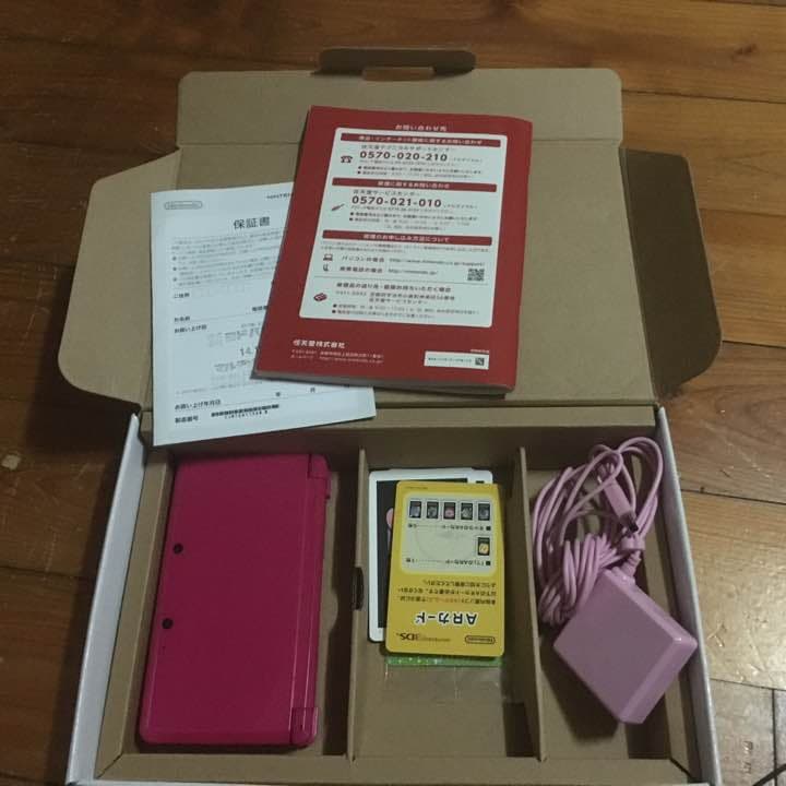 ニンテンドー3DS(カセット付き)