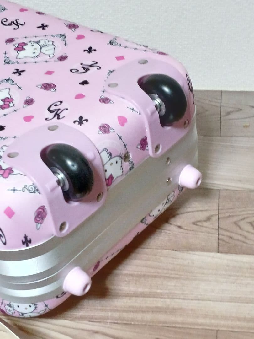 【タグ付】ハローキティチャーミーキティ　キャリアケース　カギ付　トランクベルト付