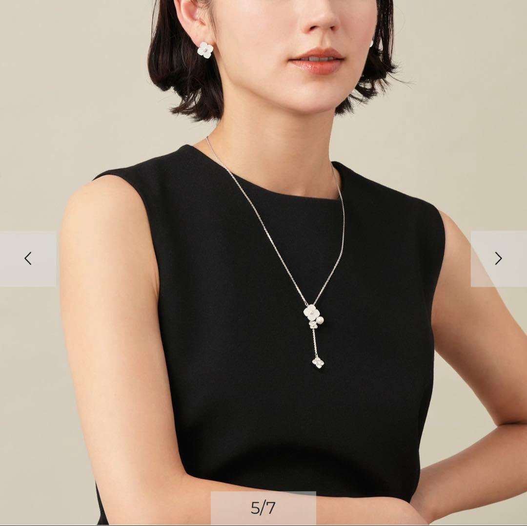 VENDOME BOUTIQUE シェルフラワーネックレス