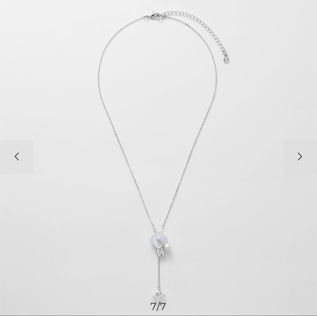 VENDOME BOUTIQUE シェルフラワーネックレス