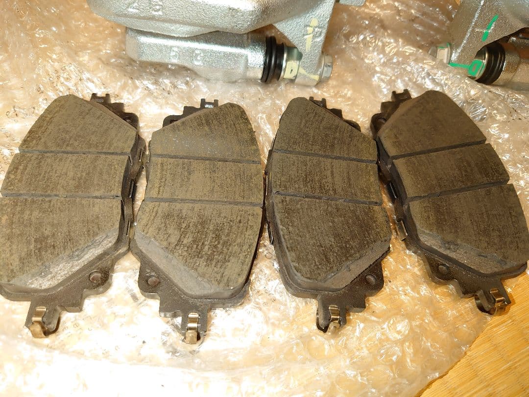 2024 NDロードスターRF 新車納車前外し大径フロントブレーキキャリパー一式