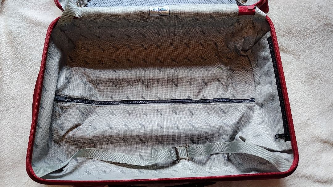 RIMOWA サルサ レッド 機内持ち込みOK 二輪