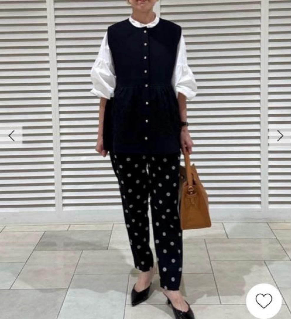 ノーリーズNOLLEY'S ネイビー レース付きペプラム ベスト