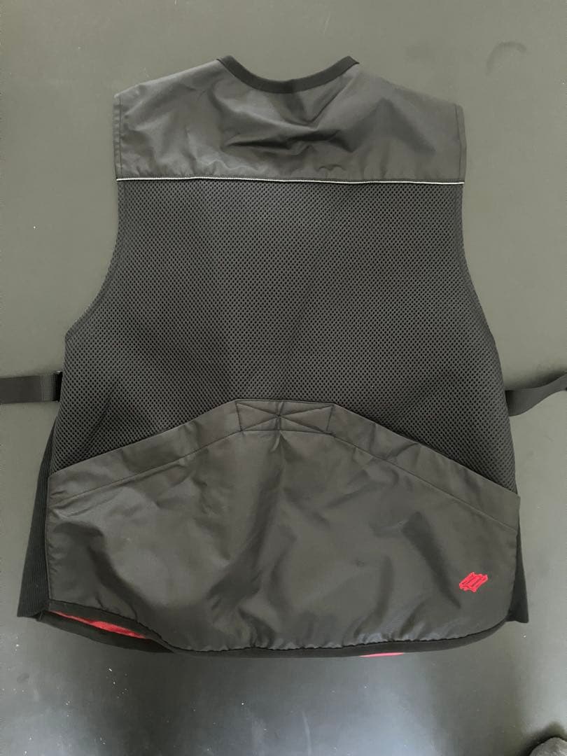 ナリフリ ベスト 新品同様　sizeM