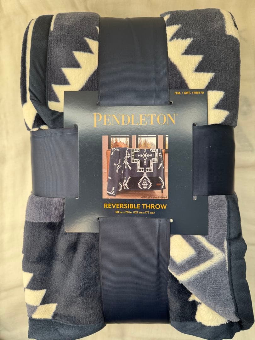新品⭐️ペンドルトン 大判ひざ掛け リバーシブル 127cm x 177cm 2枚