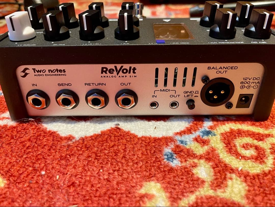 Two notes ReVolt Bass アナログアンプシミュレーター！