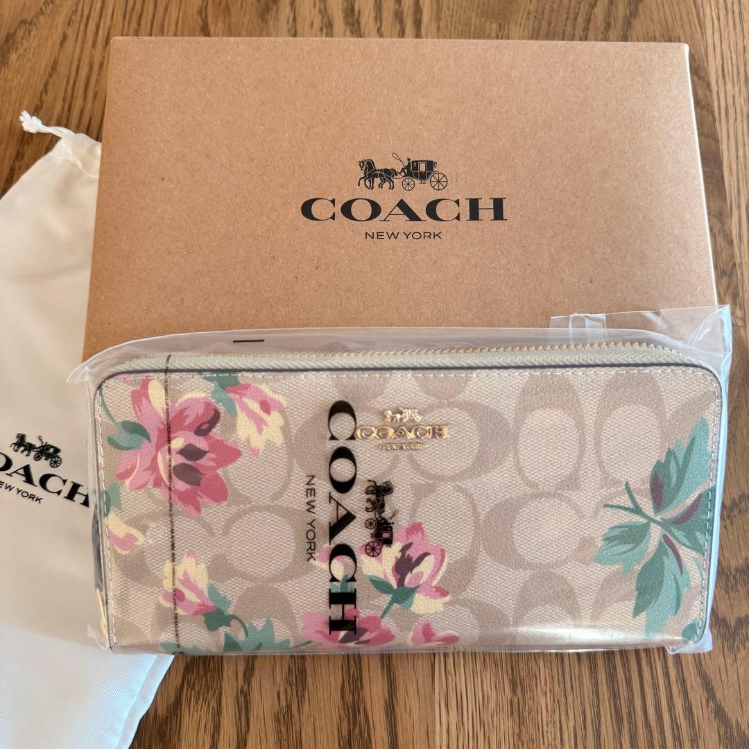 新品✨ COACH コーチ 長財布 ウォレット 花柄