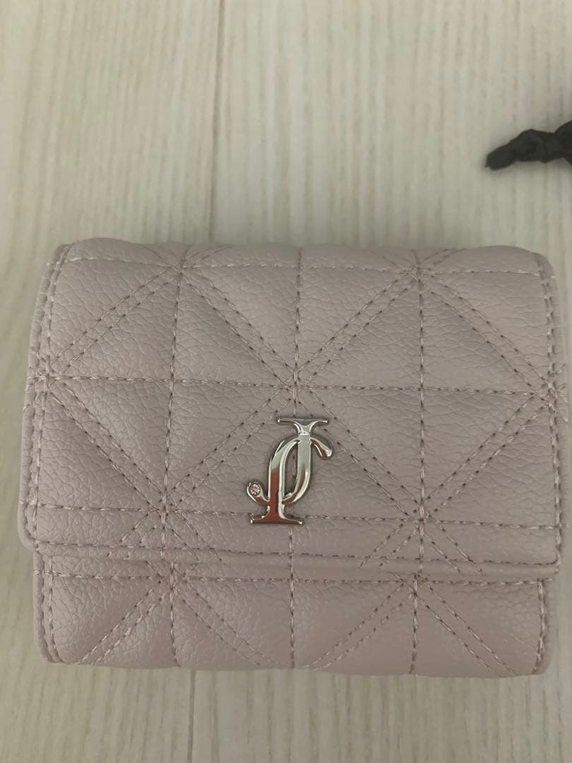 新品未使用　ジルバイジルスチュアート　クロスJキルト三つ折りウォレット