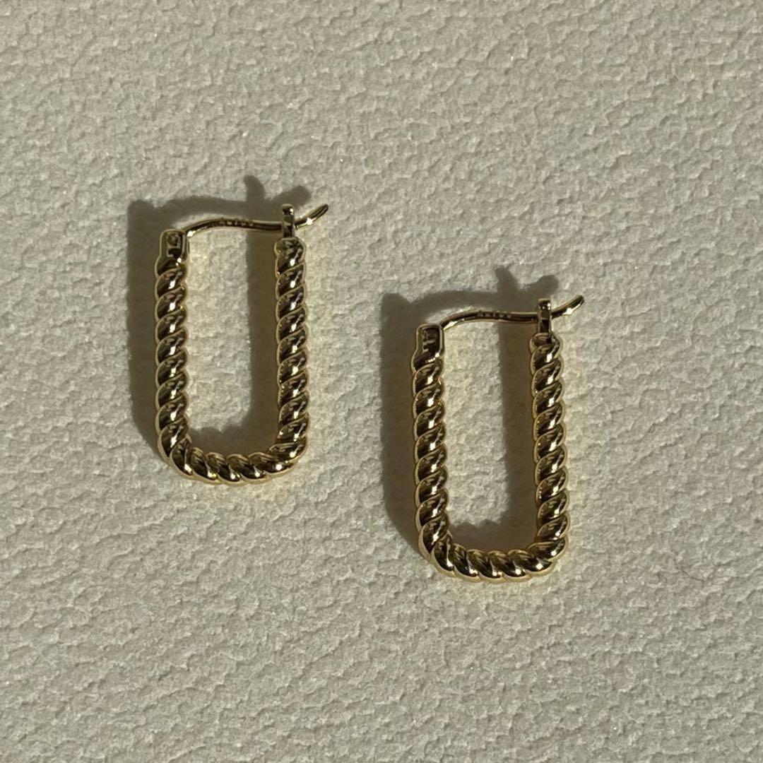K18YG フープピアス スクエア ツイスト イエローゴールド　Au750