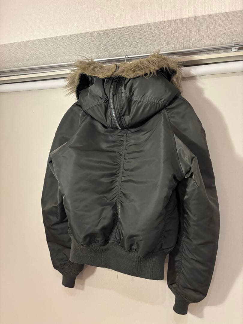 ALPHA INDUSTRIES N-2Bジャケット Mサイズ