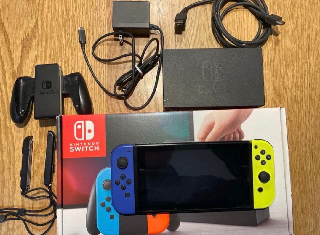 Nintendo Switch ニンテンドースイッチ本体【動作確認済み】