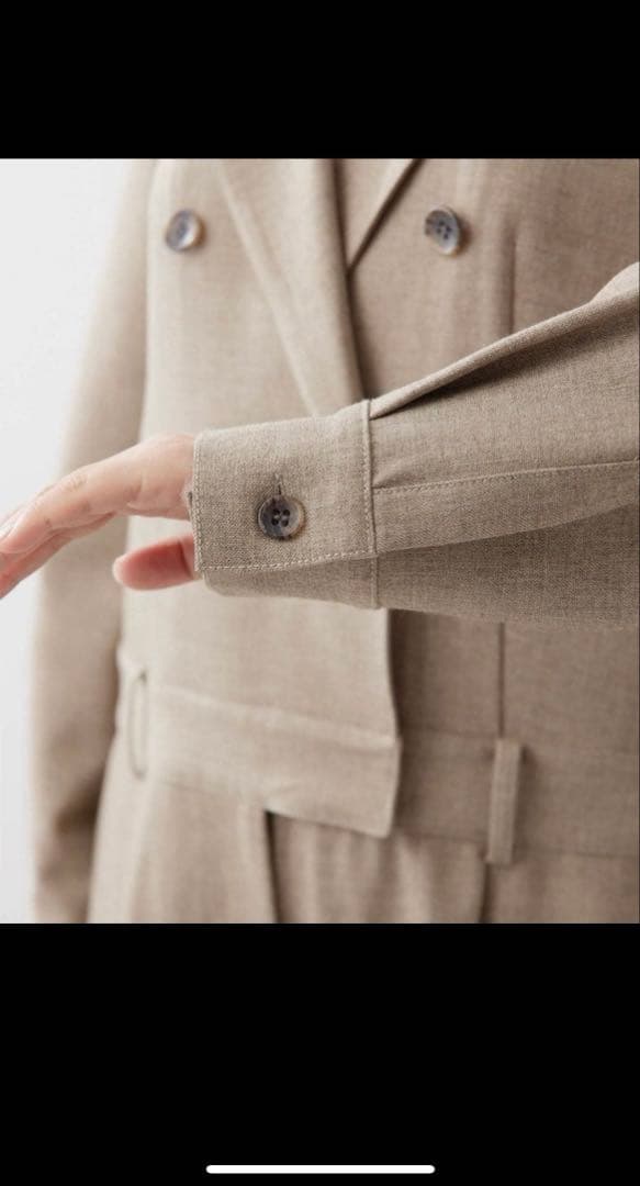 ※本日より日曜日まで値下げ‼️テーラーカラージャンプスーツ ベージュ