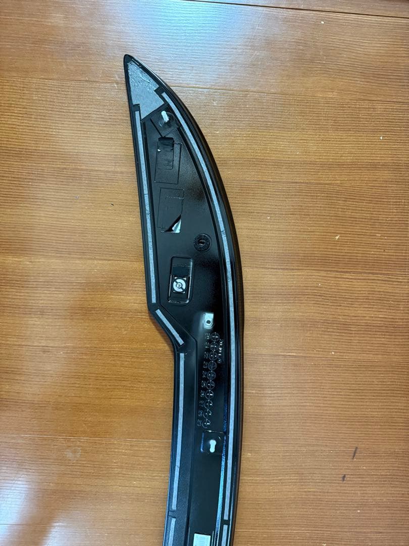 レクサス IS Fスポーツ 30系 後期 純正 トランクスポイラー