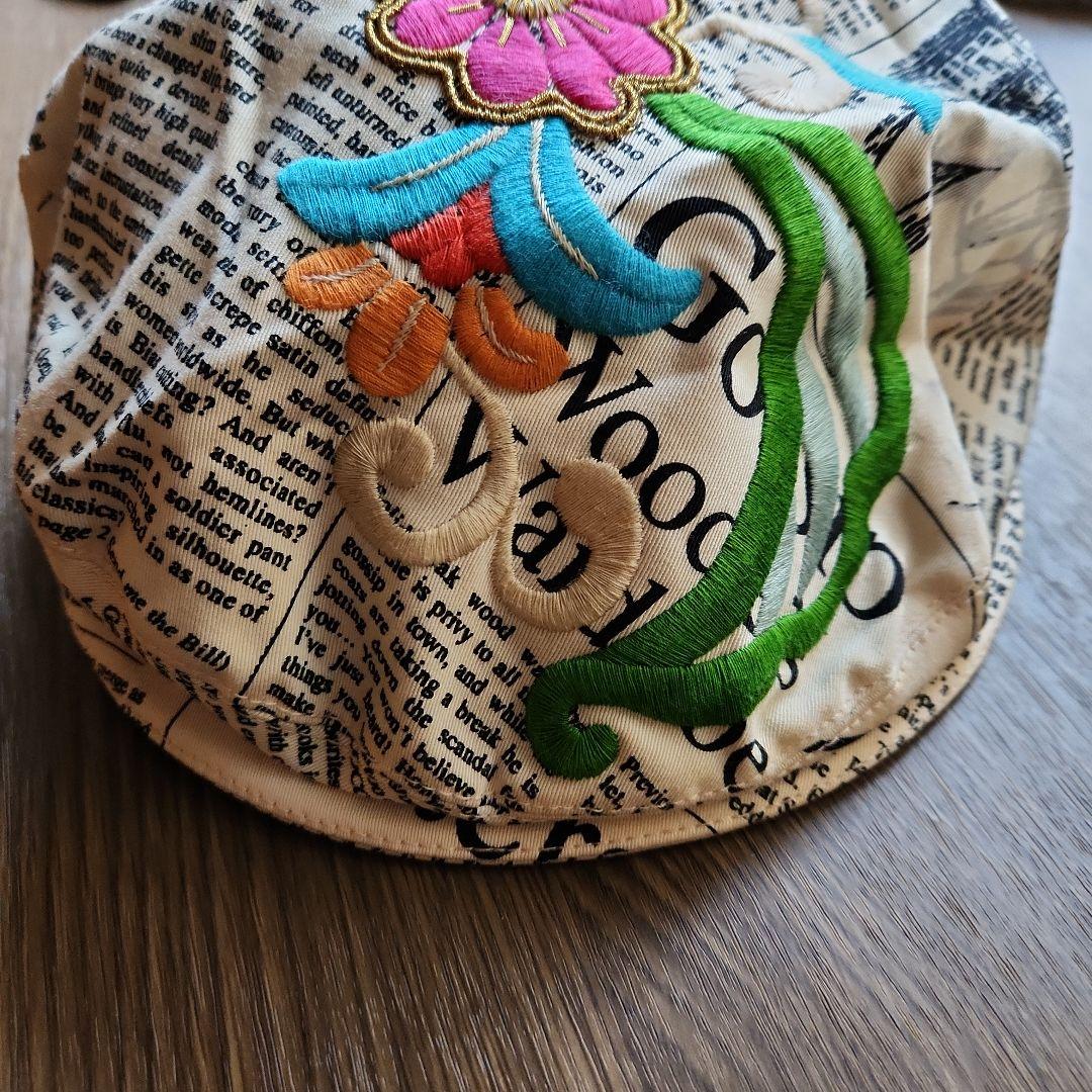 激レア♥️JohnGalliano刺繍装飾ハンチング