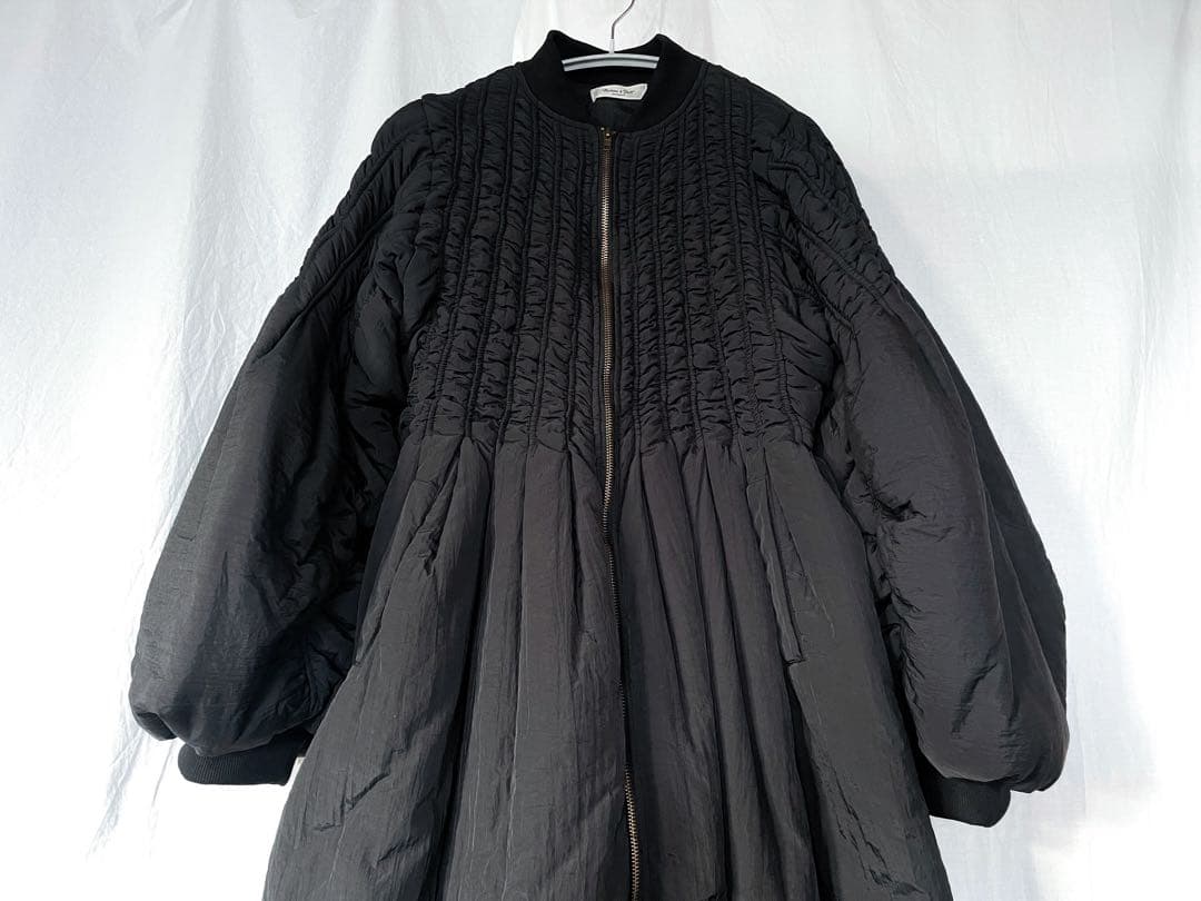 【新品未使用】ボリューム袖　エコロングダウンコート　中綿キルティング