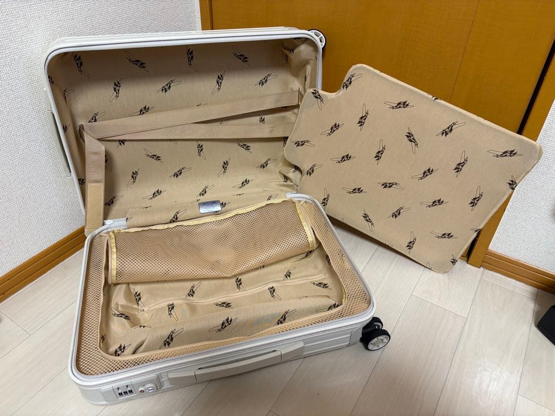 専用【限定】　美品！！　リモワ ユナイテッドアローズ　RIMOWA 32L 4輪