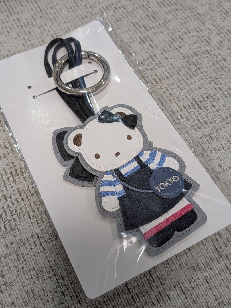 新品未使用未開封　familiar チャーム　代官山広尾店限定