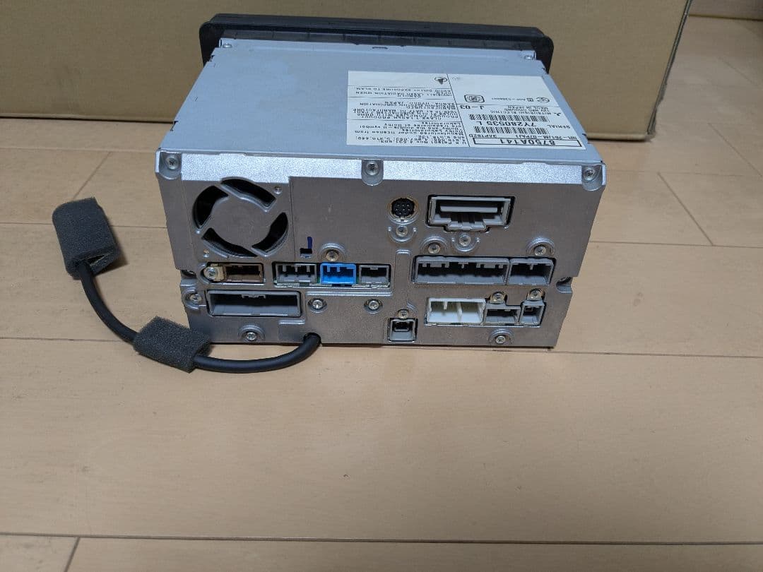 デリカD5　cv5w　純正ナビ