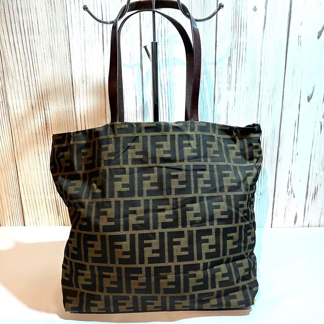 J*O様 FENDI フェンディ　トートバッグ　71-15978-1-002