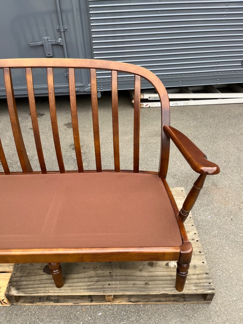 【高級家具】 karimoku（カリモク家具）　コロニアルソファ　3人掛け