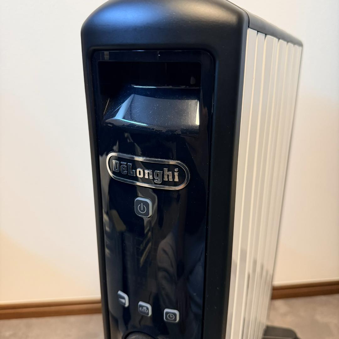 デロンギ MDHU15-BK マルチダイナミックヒーター　数字液晶の一部が未点灯