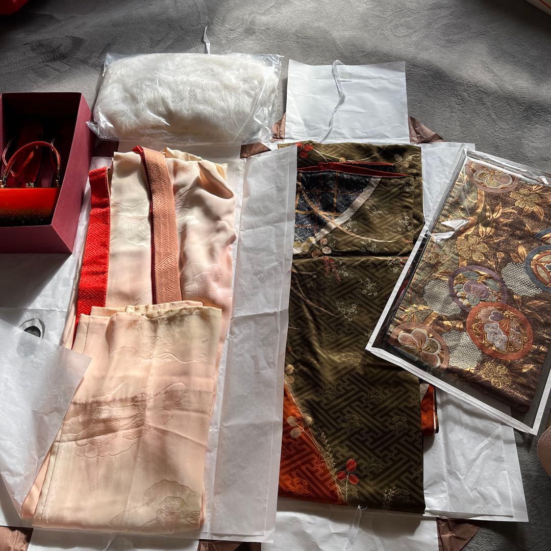 正絹振袖　蝶々柄　成人式