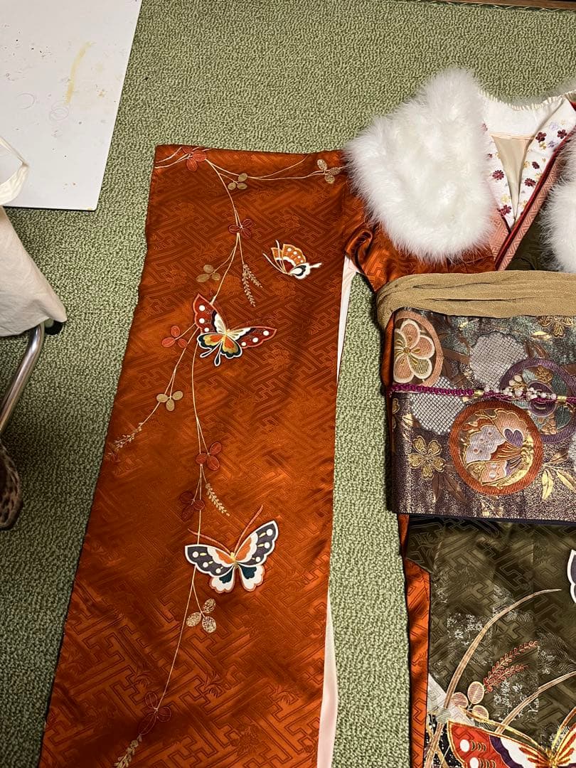 正絹振袖　蝶々柄　成人式