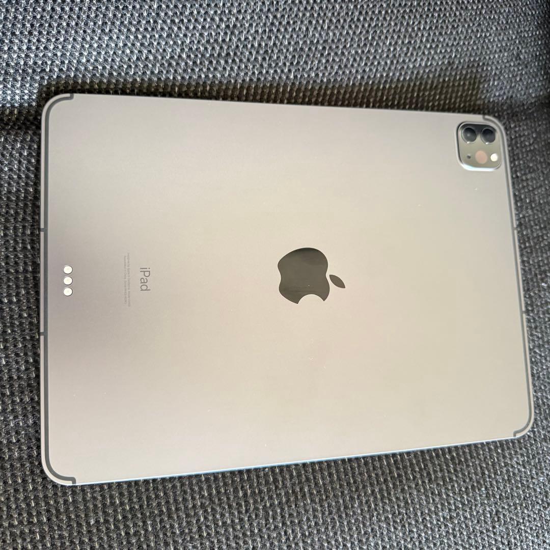 Apple iPad Pro (第3世代) 11インチ キーボード、ペン付き