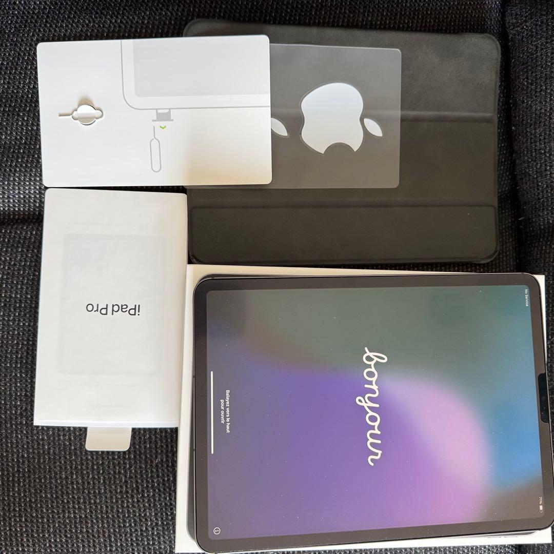 Apple iPad Pro (第3世代) 11インチ キーボード、ペン付き