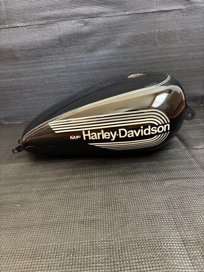 ハーレーダビッドソン スポーツスター インジェクション用タンク 4.5ガロン