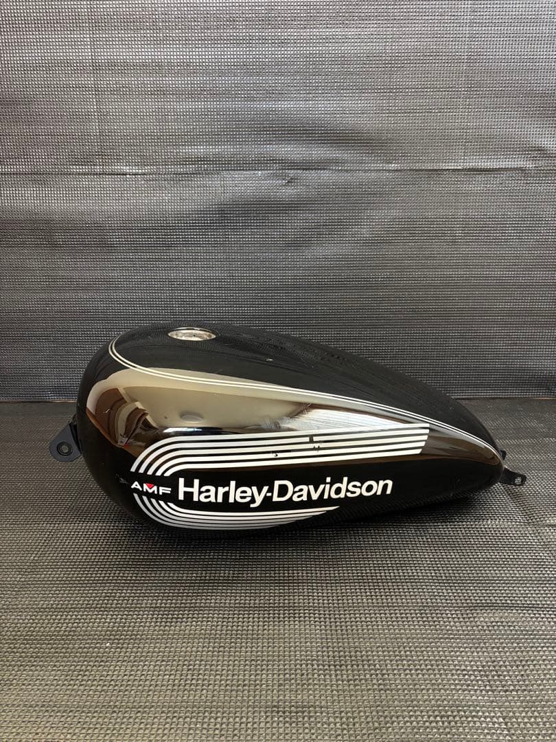 ハーレーダビッドソン スポーツスター インジェクション用タンク 4.5ガロン